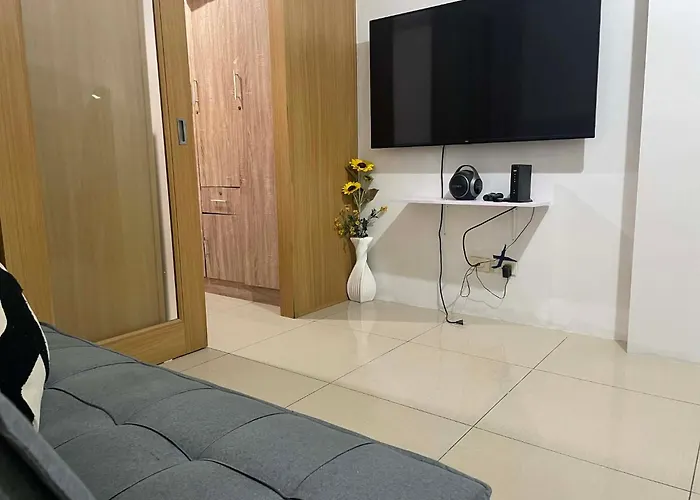 Spacious One Bedroom Unit In Moa